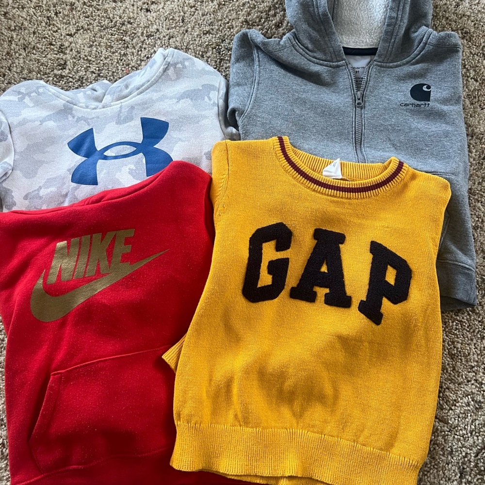 GAP, under Armour, Nike, Carhartt LOT 3T